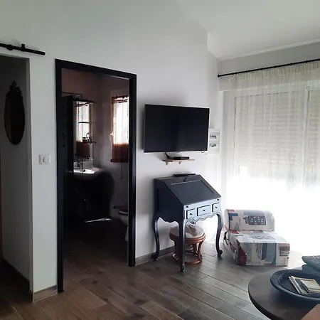 Les Amandiers Apartment